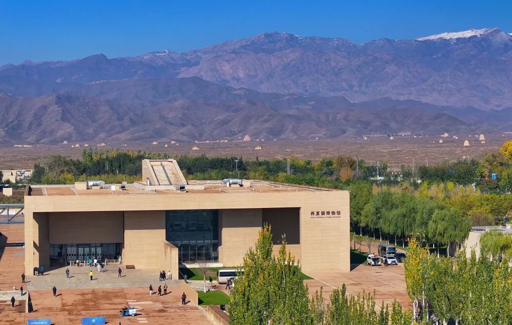 2024年10月10日在宁夏银川拍摄的西夏陵博物馆（无人机照片）。新华社记者 冯开华 摄