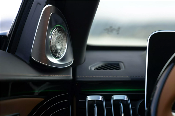 621马力V12大心脏!顶级奢享迈巴赫S680限量版亮相