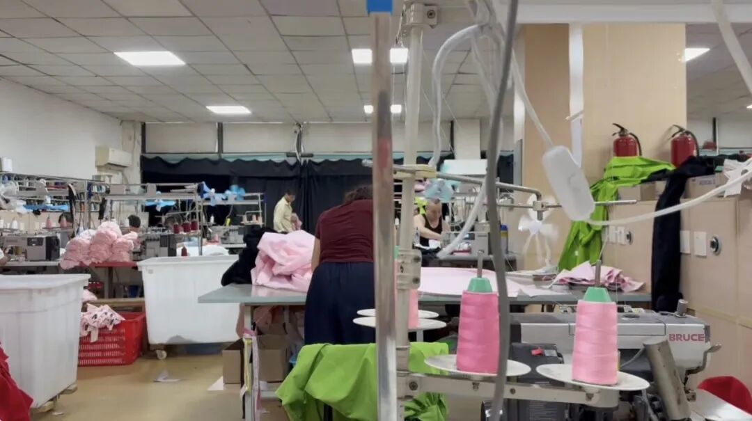 服装厂车间 / 南风窗记者 朱秋雨 摄