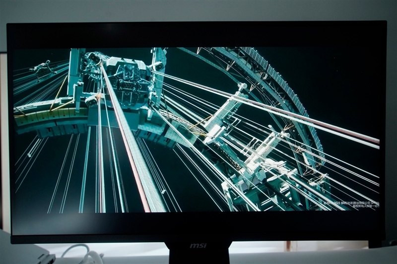 微星MPG 274URDFW E16M显示器评测:Mini-LED面板性能优秀价格亲民 更适合主流玩家的电竞显示器