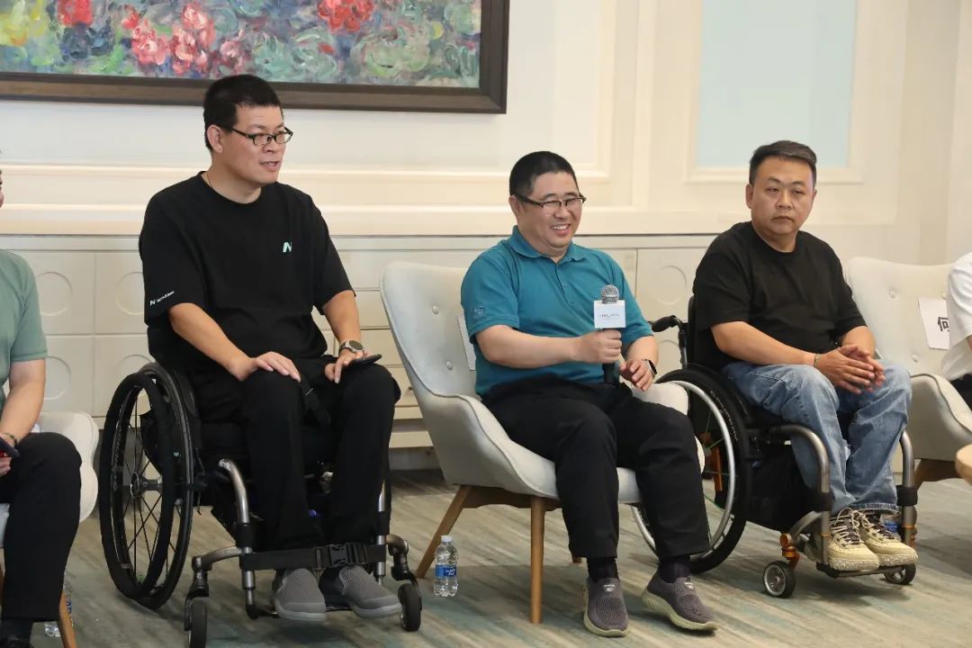 在 HDC,华为给每个走得慢的人留了座位