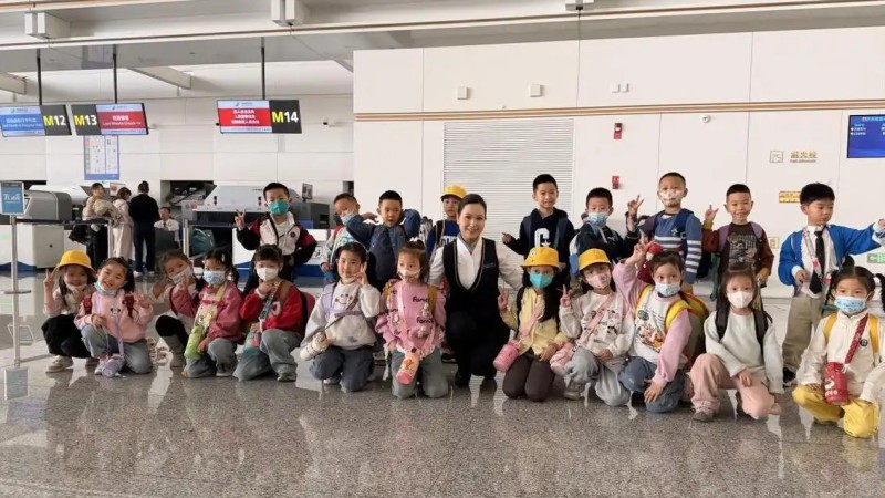 南航优化“无陪”儿童及团队旅客的服务流程,全面提升旅客出行体验。 南航供图