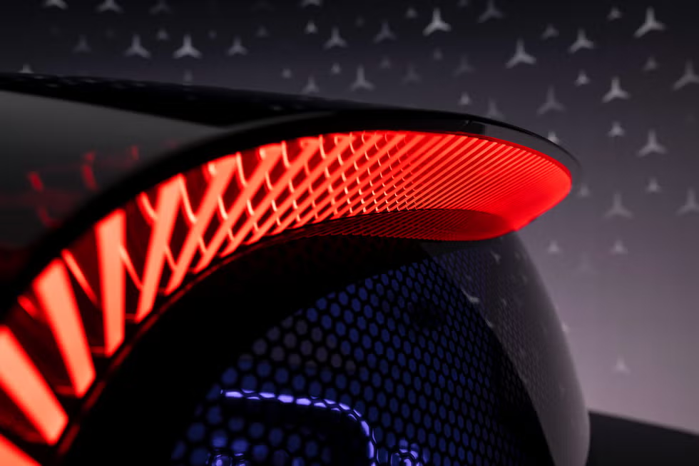 奔驰发布 MPV 概念车 VISION V,内饰科幻,前脸长了8 块腹肌