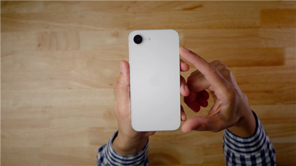 iPhone 16e巴西版包装盒新鲜出炉:苹果醒目标注“巴西组装”