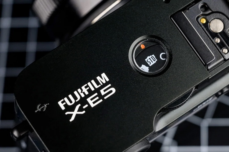 X-E5暴涨75% 富士是要亲自下场做黄牛了?