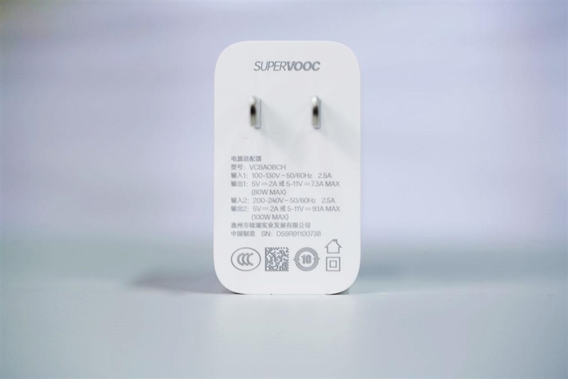 通宵五排都不带电量焦虑!一加ACE6T评测:让充电宝厂家流泪的超长续航