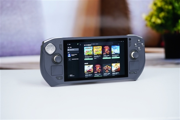 畅玩3A游戏大作,索泰ZONE游戏掌机图赏