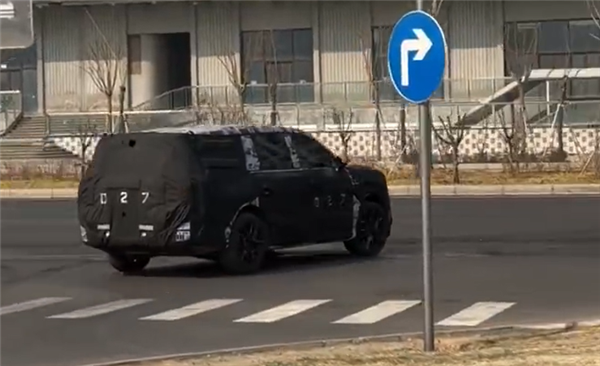 小米全新大SUV首曝:瞄向家用、配增程动力