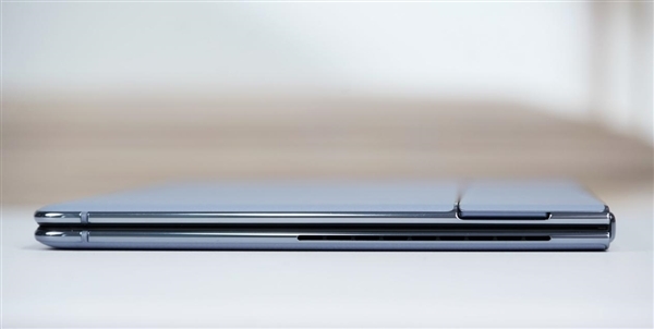 华为首款鸿蒙折叠屏电脑!MateBook Fold非凡大师图赏