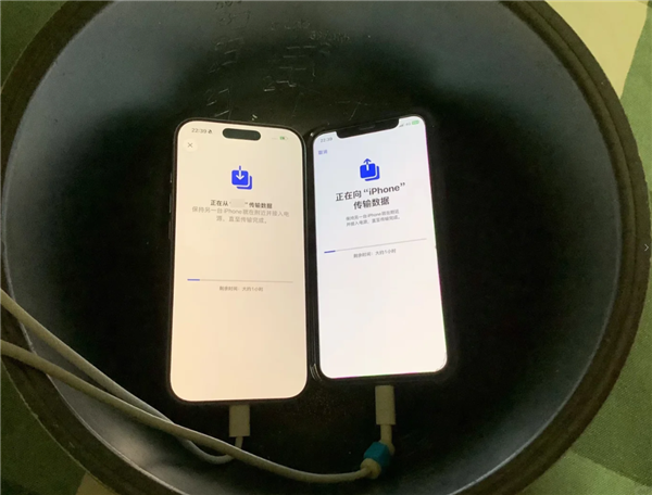 苹果回应iPhone放电饭煲内胆传数据更快:属实没必要