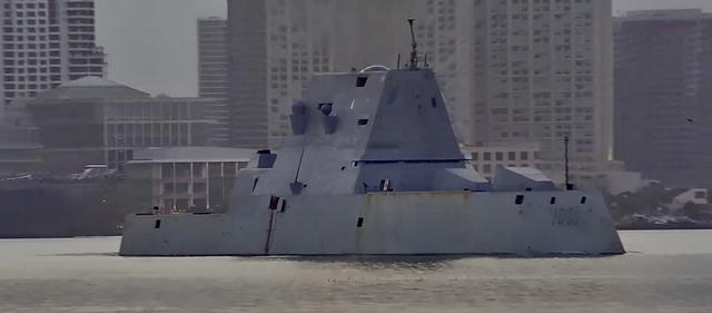 (迈克尔·蒙苏尔号驱逐舰离港前往西太)