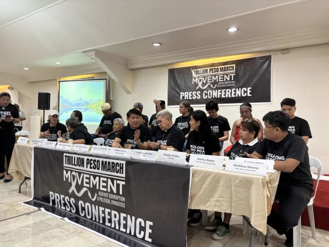 ◆11月24日,“万亿比索大游行”组织者分享未来反腐集会的具体计划。