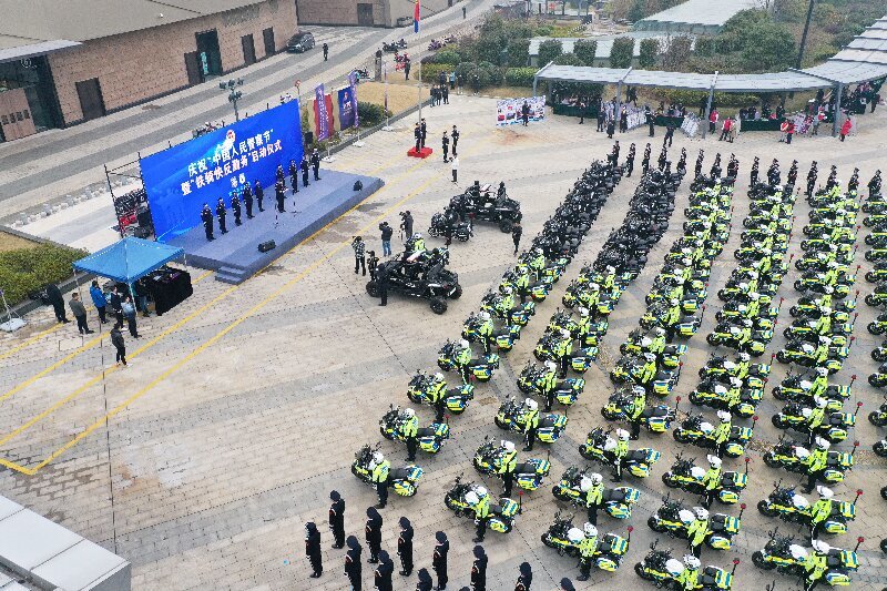 2022年1月10日,宜兴市公安局举办庆祝第二个中国人民警察节暨“铁骑快速反应勤务”启动仪式(图片来源:IC photo)