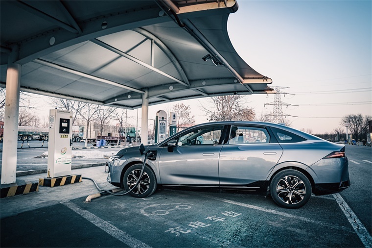 中国工程院院士杨裕生:增程式汽车才是真正实现节能减排,效果比“长续航纯电动车配备大容量电池”好