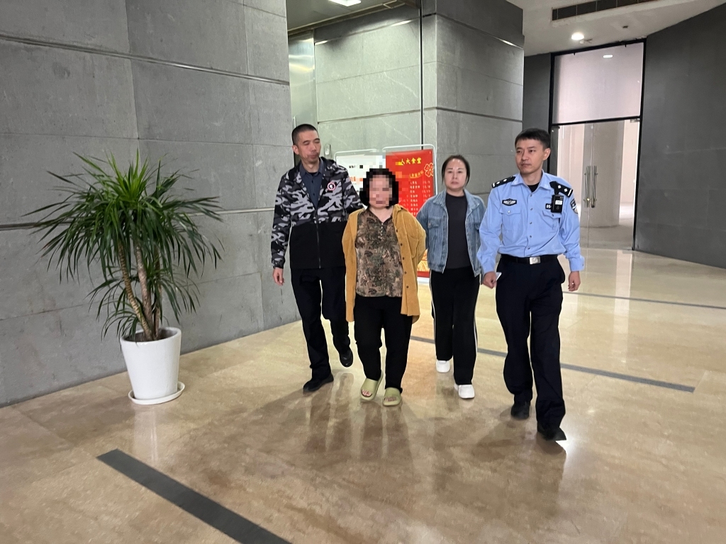警方开展集中抓捕行动,在各地抓获多名犯罪嫌疑人 上海市公安局供图