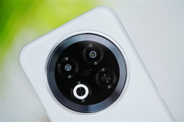 行业首款南德三防认证手机!魅族Note 16 Pro流云白图赏