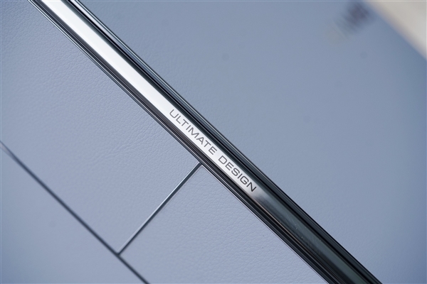 华为首款鸿蒙折叠屏电脑!MateBook Fold非凡大师图赏