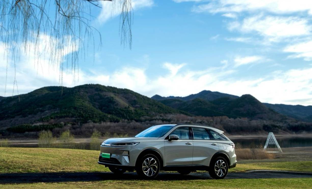 13.18 万元起,二代哈弗枭龙 MAX 全系标配 Hi4 四驱系统