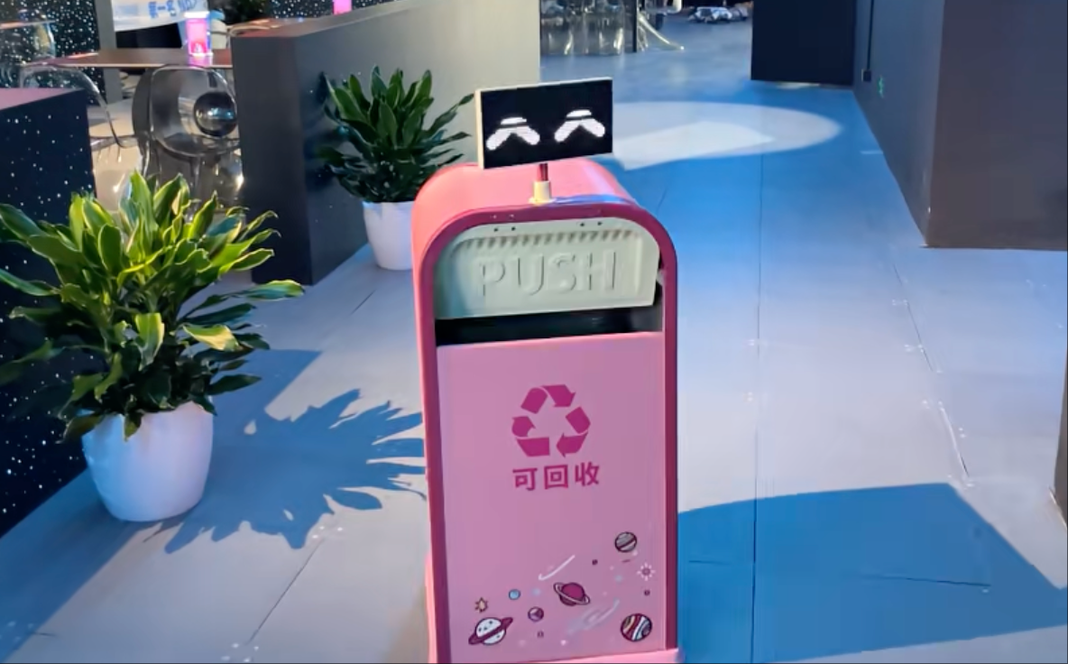 全球首个AI原生地图App来了!抢导游饭碗,吃喝玩乐齐全,说话就能精准规划