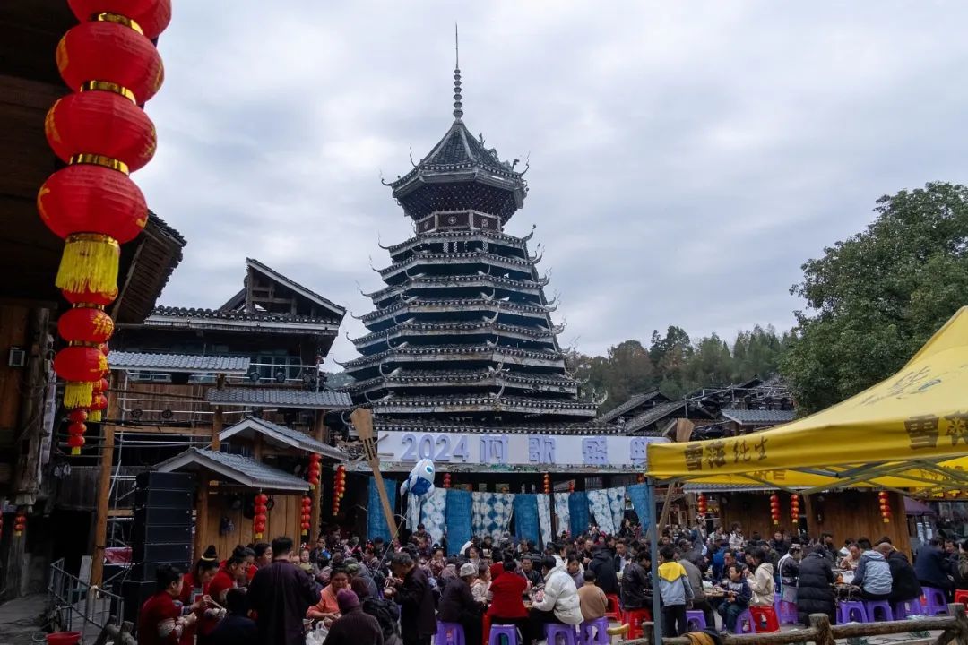侗族过年热闹场面。（图/视觉中国）