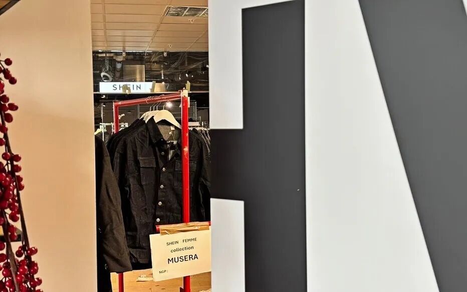 ·法国BHV百货6层,正在筹备中的SHEIN店铺。(法国《巴黎人报》)