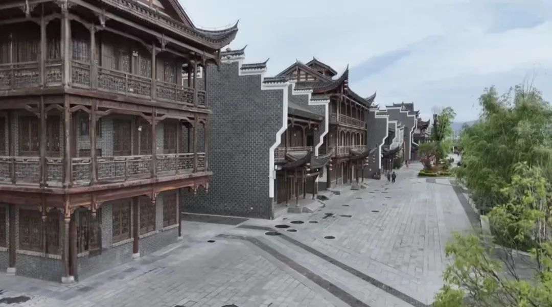 ▲空荡荡的大庸古城(图/视频截图)