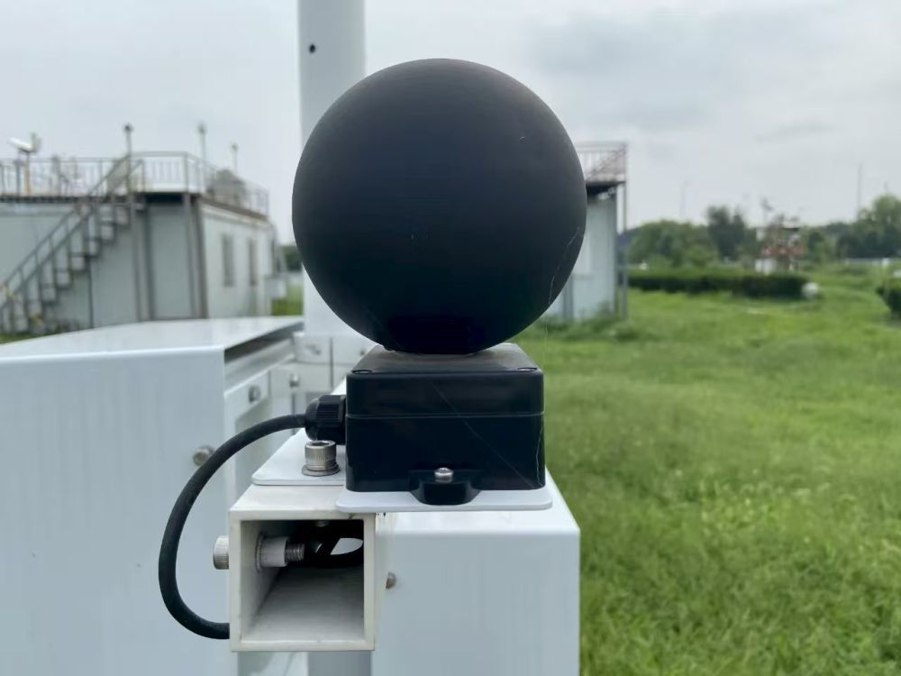 图为“黑球温度传感器”。由受访者供图