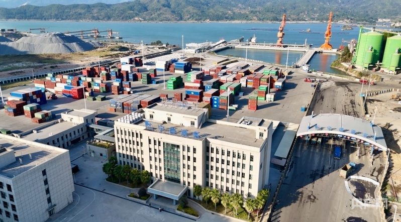 三都澳港漳湾作业区(央广网发 曾凯 摄)