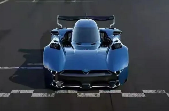 挑战物理极限!你见过能在天花板上行驶的汽车吗