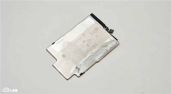 拆完iPhone Air后 我觉得苹果还有牙膏能挤