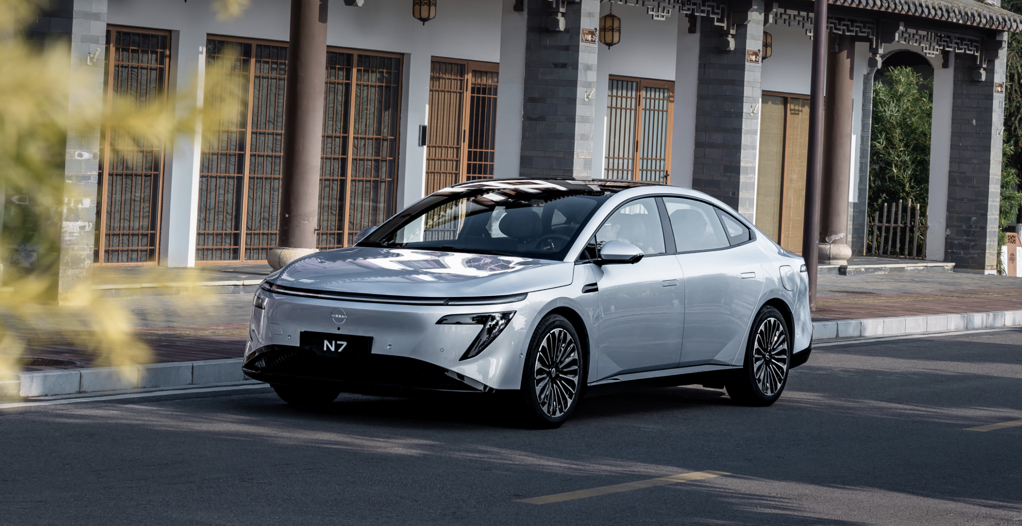 11.59 万元起售,东风奕派 007 的续命策略是加量降价