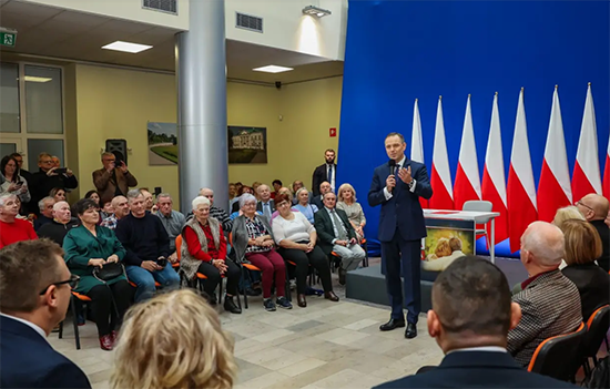 波兰总统府网站