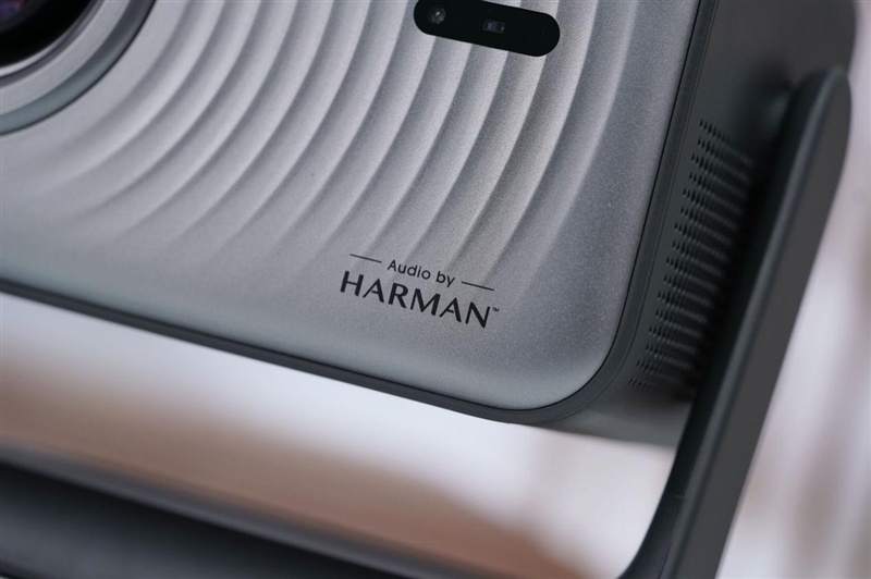 亮度不虚标的典范!哈趣H3 Ultra Max评测:2000元以内最强游戏投影仪