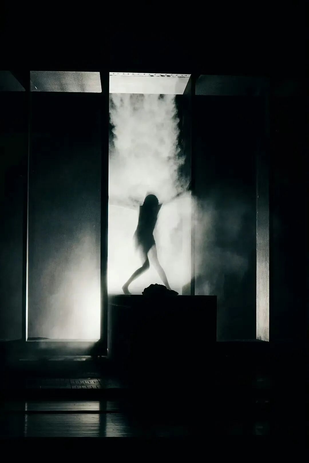 (图/微博@话剧初步举证中文版)