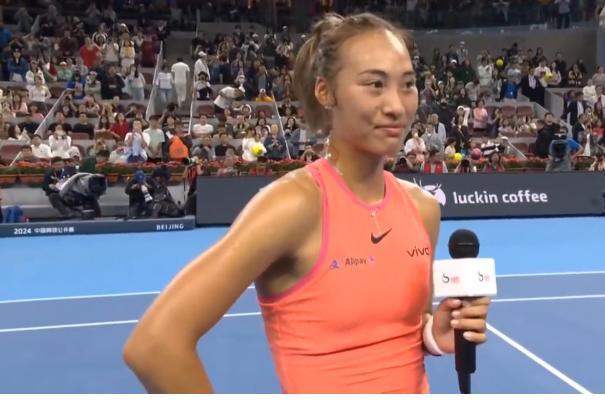 郑钦文将连创六大纪录?今17点法网迎战萨巴伦卡!复仇者来势汹汹