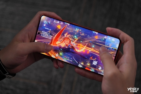 千元最强续航性能王者,iQOO Z10 Turbo Pro上手体验