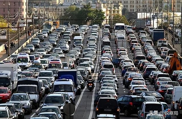 中国汽车市场已巨变,技术打破垄断后价格暴跌,普通人咋买不吃亏