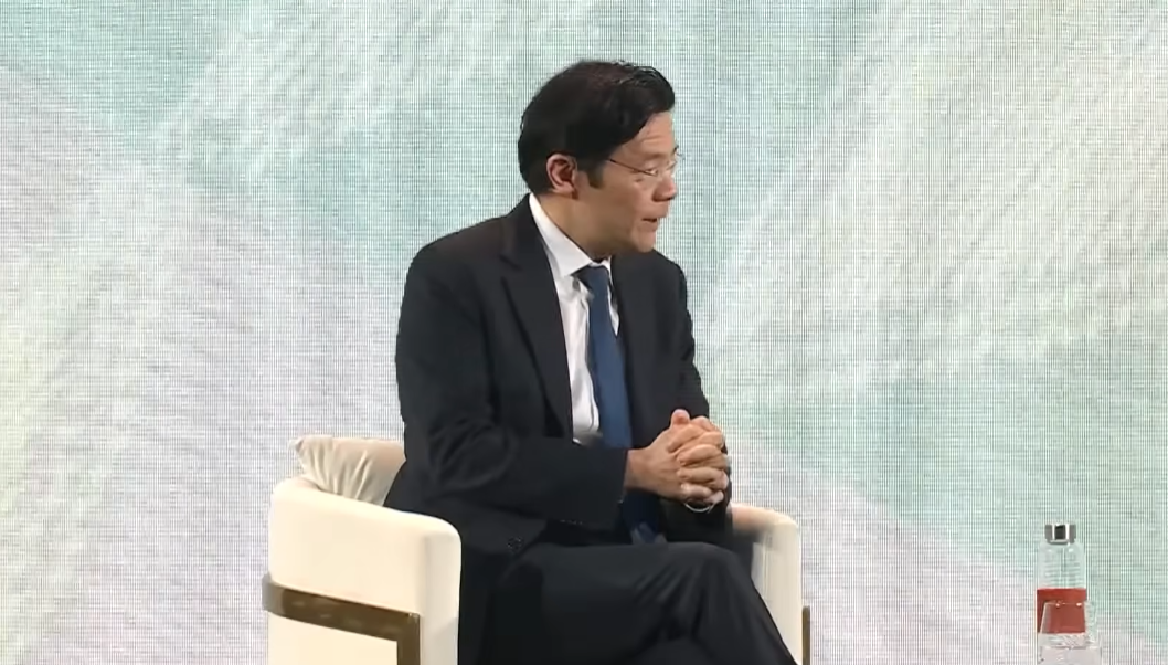 当地时间11月19日至21日,新加坡总理黄循财在彭博社2025年新经济论坛上就中日争端发表看法,呼吁中日两国“向前看”