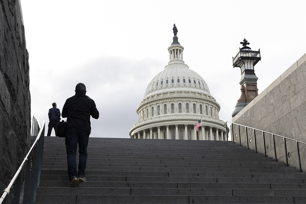 美国华盛顿，国会大厦，美国联邦政府停摆仍在持续。（视觉中国）