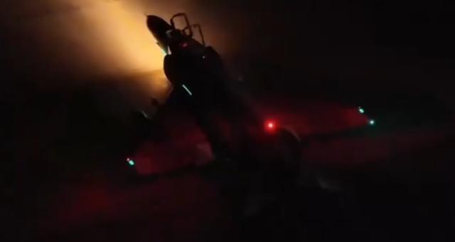 【伊朗官方视频中的空军F-4战斗机】