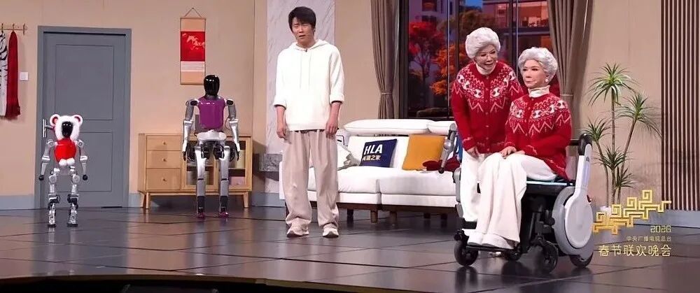 我,28岁,把机器人送到春晚和蔡明同台