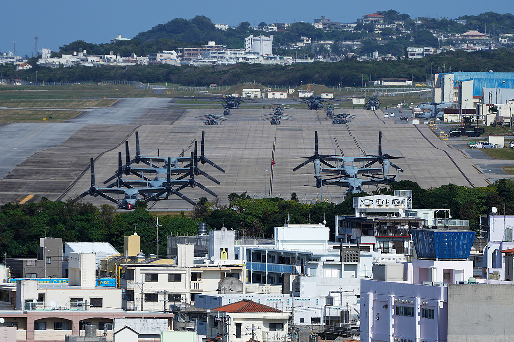 位于日本冲绳的美国海军陆战队普天间基地。(视觉中国)