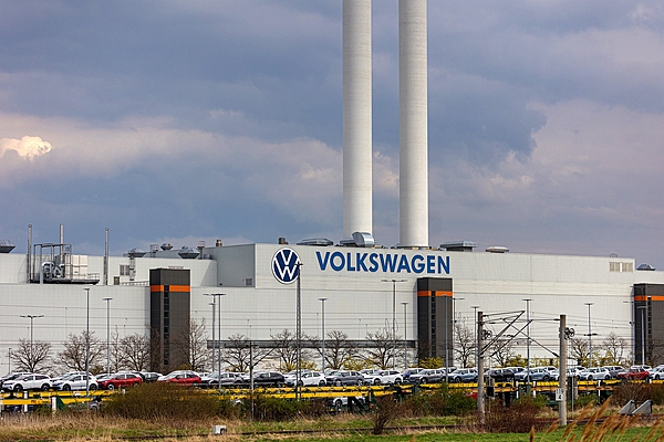 大众为了降本有多拼:撸掉三分之一高管!