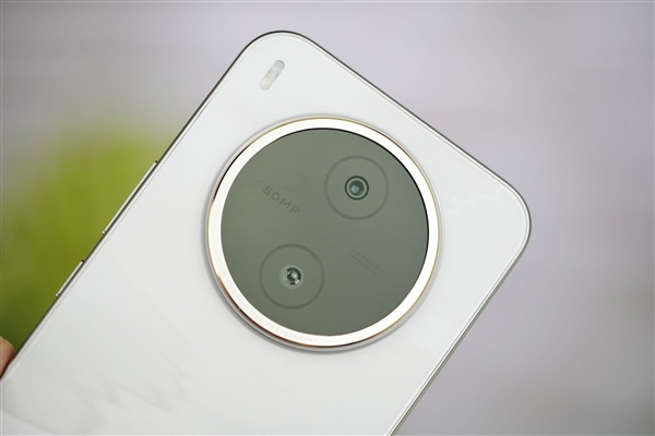 万级续航+IP68防水！ vivo Y600 Pro手机全面评测：蓝厂新一代户外机皇实至名归