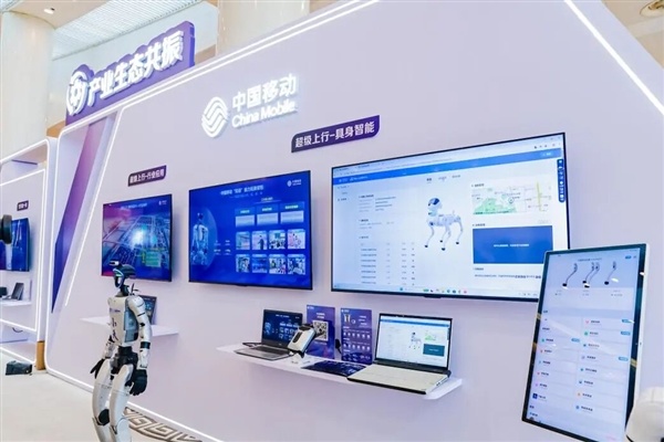 速度粗疏1Gbps！中国出动细腻启动5G-A超等上行活动