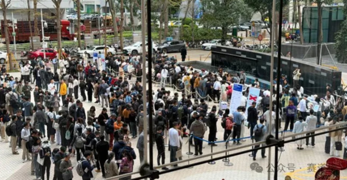 腾讯云工程师免费安装OpenClaw现场