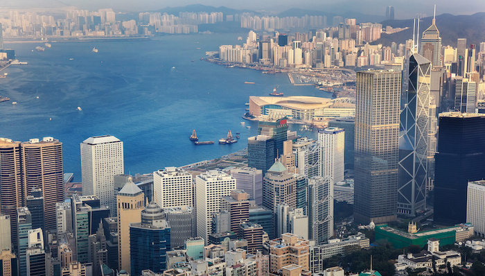 有客户三天定下过亿豪宅护士JAPANESEVIDEOS，内地买家挤爆香港楼市