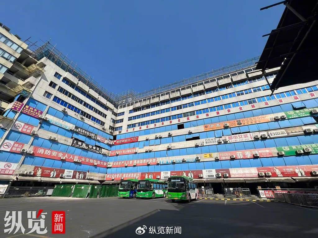 吴燕的商铺当年开在泸州公交商城。(来源/@四川泸州白骨案受害者儿子)