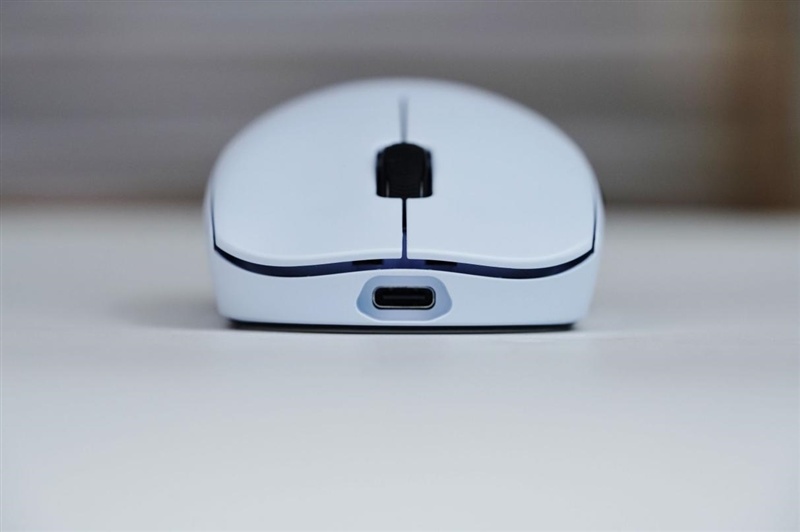 39g无打孔+原生双8K!雷柏VT0 Air MAX / VT3s Air MAX鼠标评测:轻到飞起还快到极致