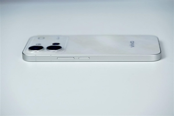 转动如星海闪烁！vivo S60星星海图赏